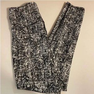 Black and white leggings